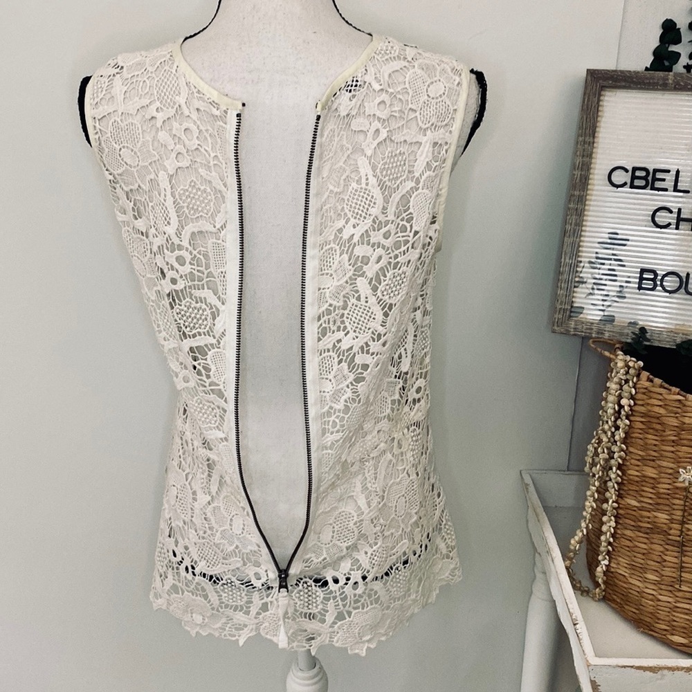 Cabi Sleeveless Needle Lace Floral Top Style 800 - Picture 8 of 11